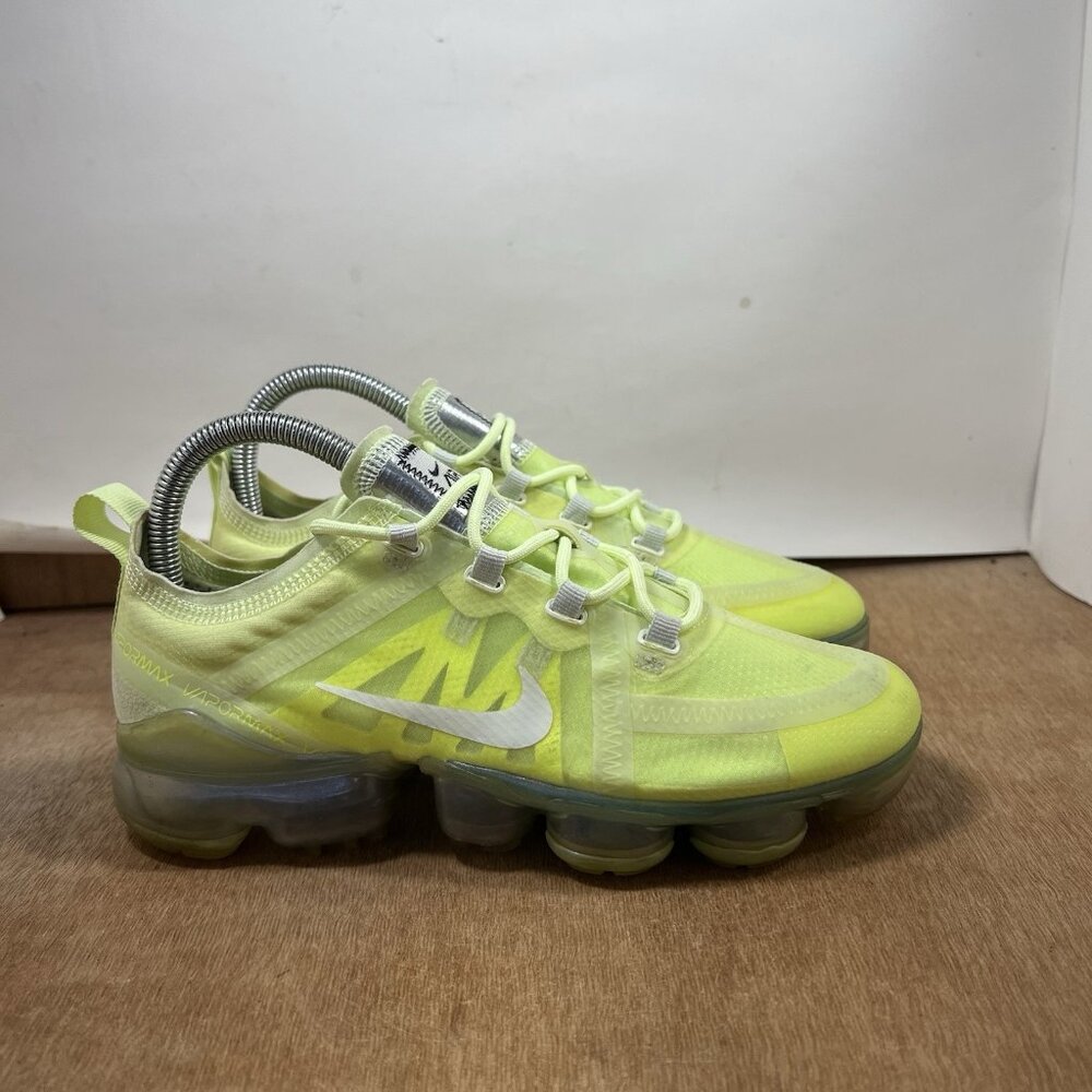 Nike Air VaporMax 2019 Shoes Womens Size 7 Neon Yellow Transparent AR6632-700